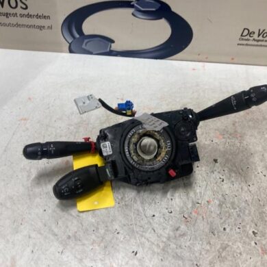 Peugeot 208 1.0 Vti 12V PureTech Steering column stalk 2013 98081767ZD-98030390ZD