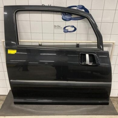 Peugeot 1007 1.6 GTI,Gentry 16V Door 2-door, right 2008 9004V9