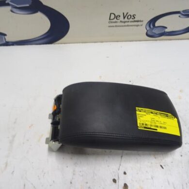 Peugeot RCZ  Armrest 2011 7591LZ