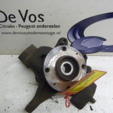 Citroen Xantia 1.8i X,SX,Harmonie,Sensation 16V Knuckle, front right 1999 364742