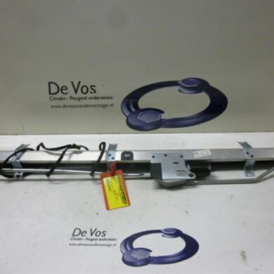 Peugeot 607 2.2 HDi 16V FAP Rolgordijn achter 2002