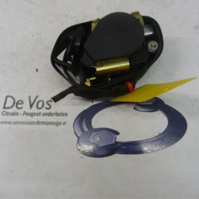 Citroen C4 2.0 16V Gordelspanner links 2005 8974KV