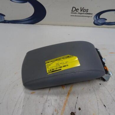 Peugeot RCZ  Armrest 2010 7591LY