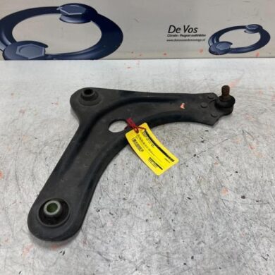 Peugeot 208  Draagarm rechts-voor 2014 9670771480