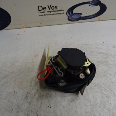 Citroen C4 1.6 16V Gordelspanner rechts 2005 8974T5