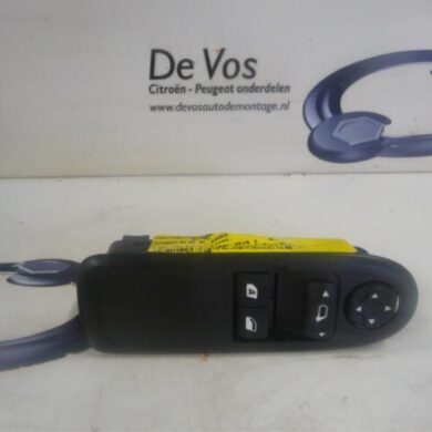 Citroen C3 1.2 VTi 82 12V Combischakelaar ramen 2015 98012283XT