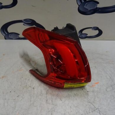 Peugeot 2008  Achterlicht links 2014 9678074280