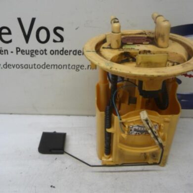 Peugeot 406 2.2 HDI 16V FAP Brandstofpomp Elektrisch 4HX 2003 1525P3