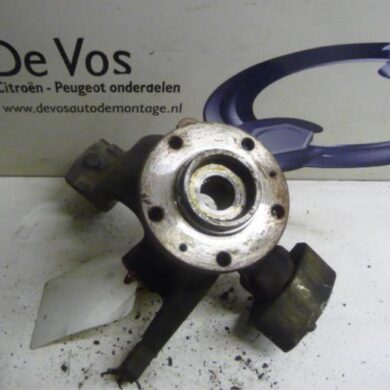 Citroen XM 2.0 i 16V Fusee rechts-voor 2000