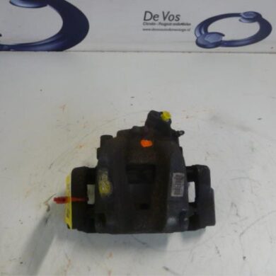 Citroen C4 Picasso  Remklauw (Tang) links-voor BHZBH01 2015 1609897280