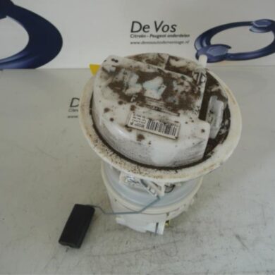 Peugeot 307 1.6 16V Electric fuel pump NFU 2004 1525T9
