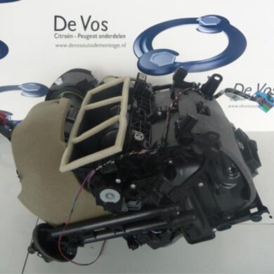 Peugeot 207  Heater housing 2011 6480A3