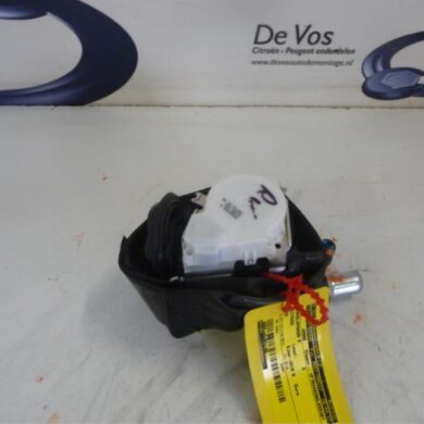Citroen C5  Seatbelt tensioner, right 2010 8975R5