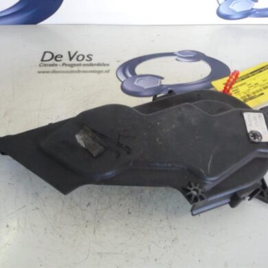 Peugeot Expert  Distributiedeksel RHG 2009 0320V8