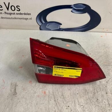 Peugeot 308 1.6 BlueHDi 120 Taillight, left 2014 9678098080