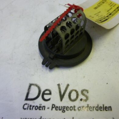 Citroen Xantia  Heater resistor 1996 95668115