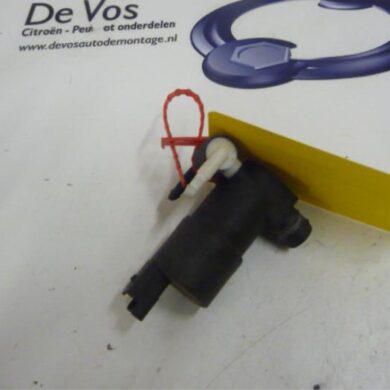 Peugeot 207  Ruitensproeierpomp voor 2009 643475