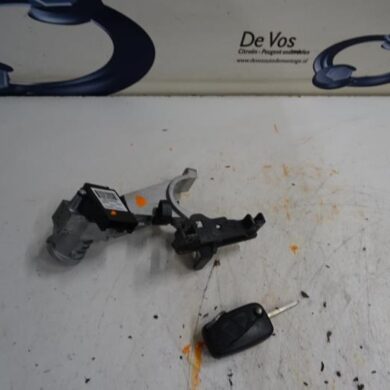 Citroen Nemo  Kontaktslot+Sleutel 2015 1609027780