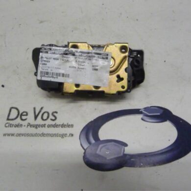 Citroen Xsara  Deurslot Mechaniek 4Deurs links-achter 1999 913769