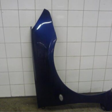 Peugeot 307 2.0 16V Kotflügel rechts vorne 2002 7841N7