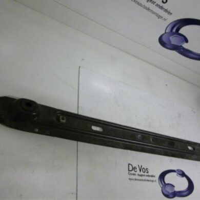 Citroen C4 1.6 16V Radiator bar 2005 3502AW