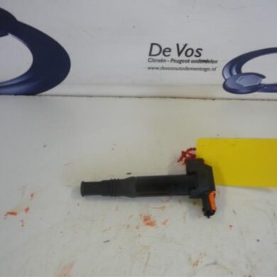 Peugeot 208  Bobine HMZ 2013 9671214580