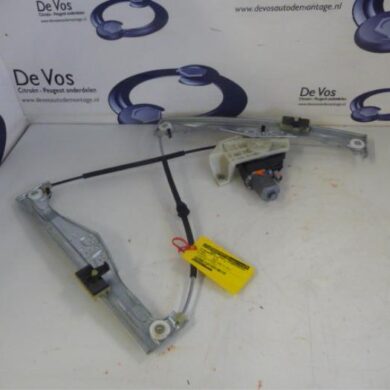 Citroen C4 Cactus 1.6 Blue Hdi 100 Ruitmechaniek 4Deurs rechts-voor 2015 9810287480