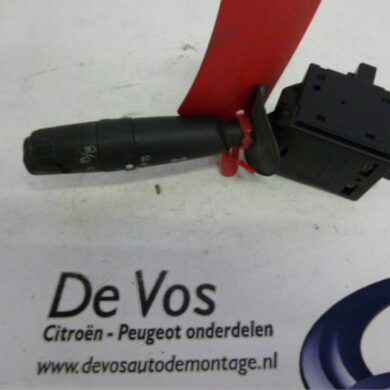 Peugeot 607 2.2 HDi 16V FAP Steering column stalk 2001 625386