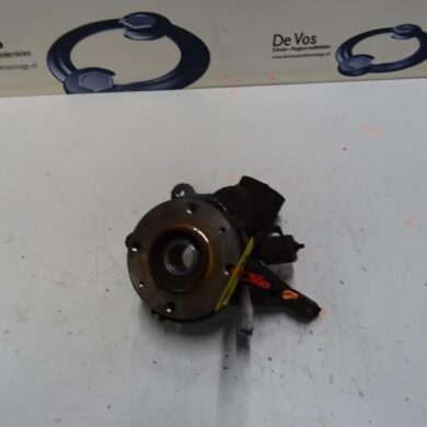 Citroen Picasso 2.0 16V Knuckle, front left 2005 364654