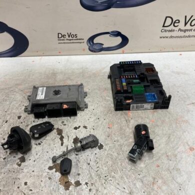 Citroen C4 Cactus  Computer Motormanagement HMZ 2014 1608084780-9805895780