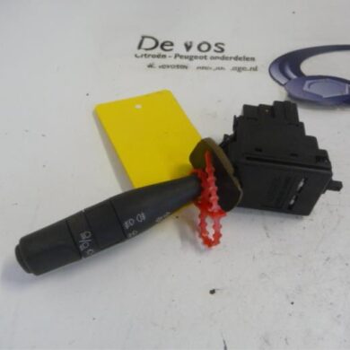 Peugeot 206 1.4 XR,XS,XT,Gentry Steering column stalk 1999 625377