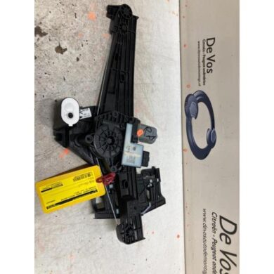 Citroen C4 1.2 PureTech 130 12V Ruitmechaniek 4Deurs rechts-achter 2021 9832845580