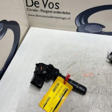 Citroen C1 1.0 12V VVT-i Wiper switch 2022 B000777880