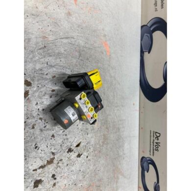 Peugeot 508 1.6 16V GT PureTech 225 ABS pump 5GG 2019 1636408480-1682597880