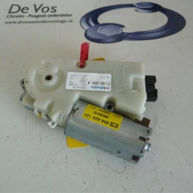 Peugeot 607 2.7 HDi V6 24V Sunroof motor 2006 665141