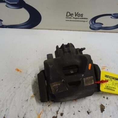 Peugeot 208  Front brake calliper, left 5FV-5FV5F02 2014 4400X1