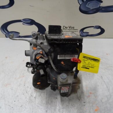Citroen C3 Picasso  Schakelmotor 2013 1607487380 20DR30