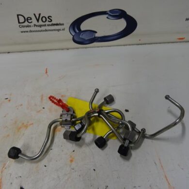 Citroen C4 Picasso  Fuel line 2014 9676640880-9676641980-9675625480