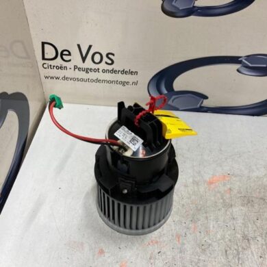 Peugeot 308 1.6 BlueHDi 120 Heating and ventilation fan motor 2017 1610497180