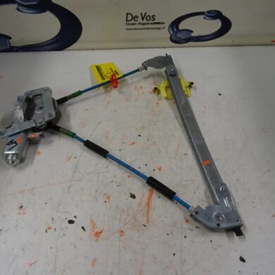 Citroen Picasso 1.6i 16V Rear door window mechanism 4-door, left 2009 922470