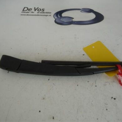 Peugeot 308  Rear wiper arm 2015 1610785080