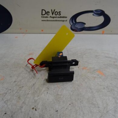 Citroen C4 Picasso  Parking brake switch HNS-HNSHN05 2019 98014489ZD