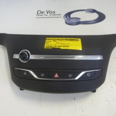 Peugeot 308  Radio control panel 2014 96777660ZD