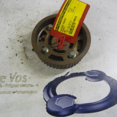 Peugeot 406  Camshaft sprocket 1998