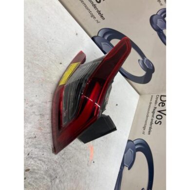 Peugeot 308 1.2 12V e-THP PureTech 130 Taillight, left 2020 9823728680