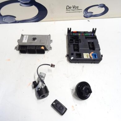 Citroen C3  Computer Motormanagement HMZHM01 2013 1608817680