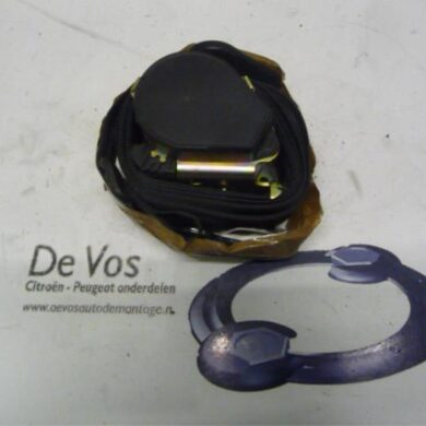 Peugeot 807 2.2 16V Rear seatbelt, left 2003 8974RK