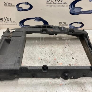 Peugeot 207 1.6 16V VTi Front panel 2011 7104KN-9801492180