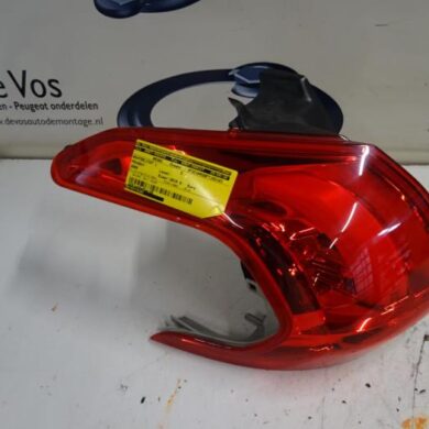 Peugeot 2008  Achterlicht links 2015 9678074280
