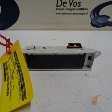 Peugeot 307 1.4 Anzeige Innen KFW 2002 6564FA